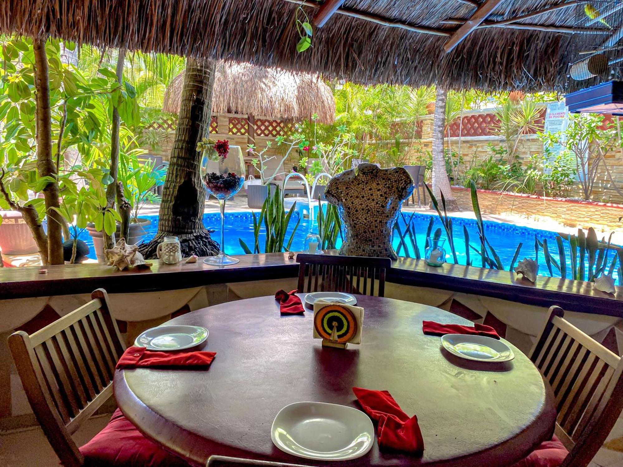 Cocos Cabanas Playa Del Carmen Adults Only Exteriör bild