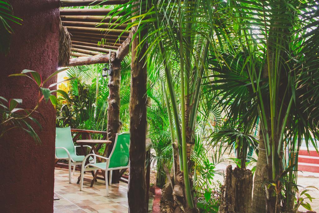 Cocos Cabanas Playa Del Carmen Adults Only Exteriör bild